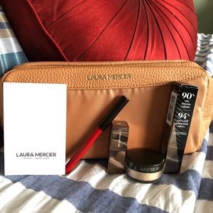 NWT 5 piece Laura Mercier Sample Set